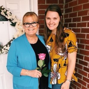 Meet your Posher, Lisa